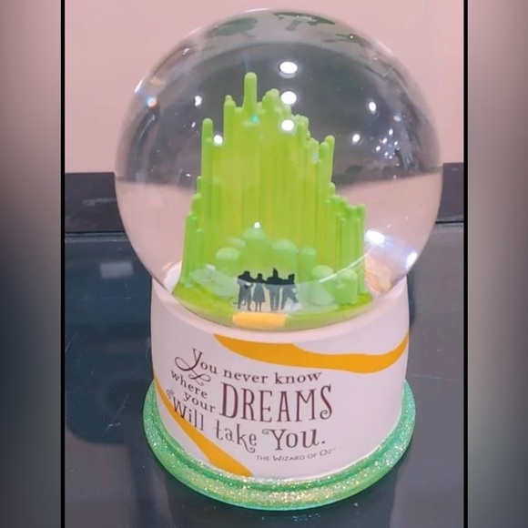 Hallmark Other - Vintage Hallmark Wizard Oz Snowglobe Never Know Where Dreams Will Take You